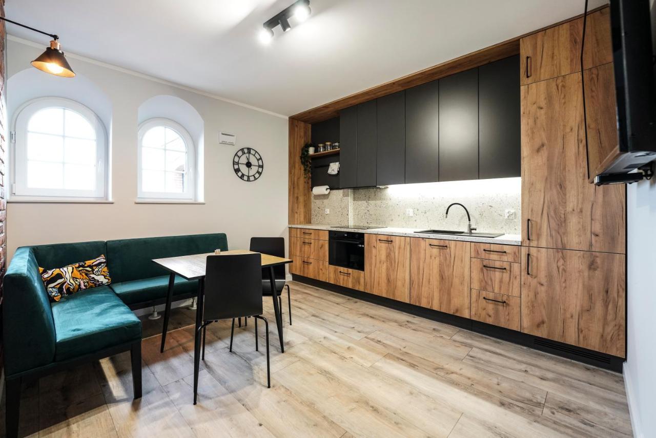 Mlyn Wroclaw 10/8 Appartement Buitenkant foto