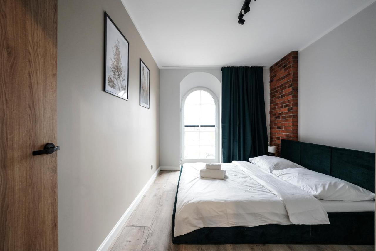 Mlyn Wroclaw 10/8 Appartement Buitenkant foto