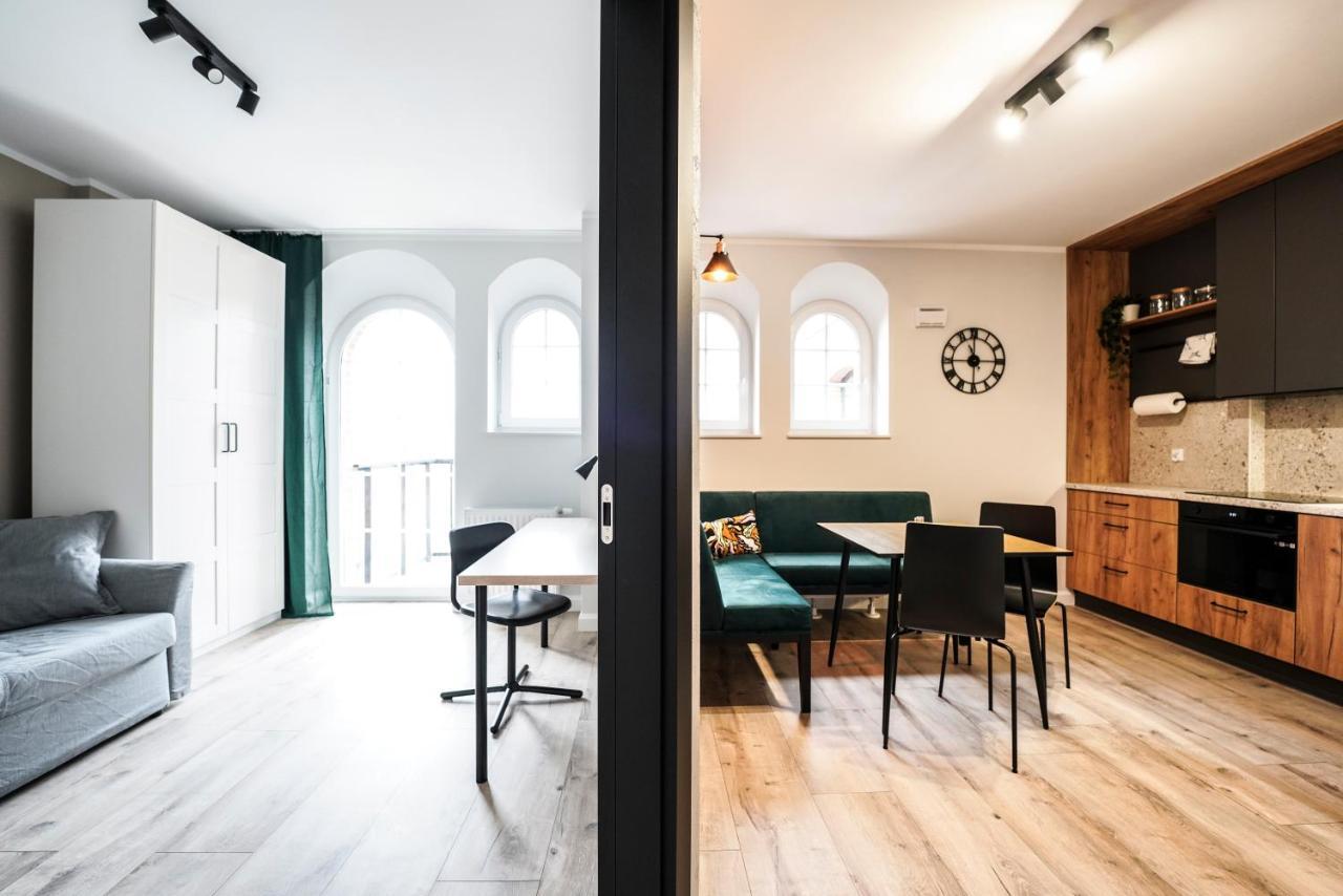 Mlyn Wroclaw 10/8 Appartement Buitenkant foto