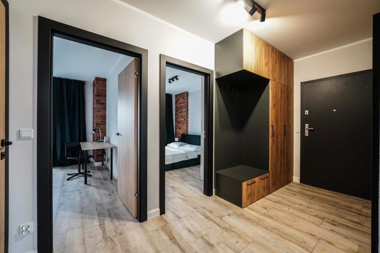 Mlyn Wroclaw 10/8 Appartement Buitenkant foto